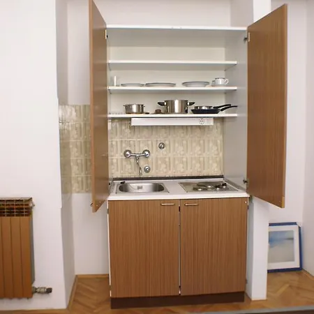 Studio 4299e
